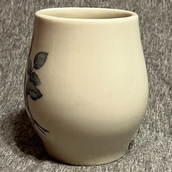 Classic Rose Sugar Bowl by Lenore - Picture 4 of 6